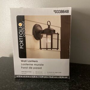 MATTE BLACK/CLEAR GLASS PORTFOLIO EXTERIOR WALL LANTERN 4.72 x 6.16” x 8.25